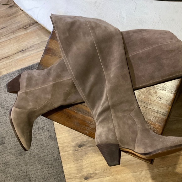 Vince Camuto Brown Over the Knee Boots Sand Gray size 7 - Picture 8 of 8